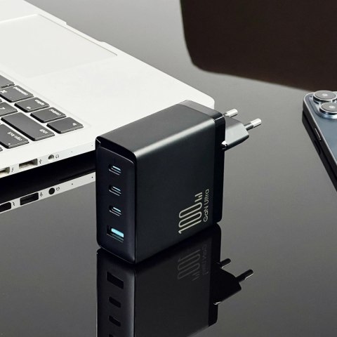 Ładowarka GaN Joyroom JR-TCG04EU 100W 3x USB-C USB-A + kabel USB-C / USB-C 100W - czarna Ładowarka GaN Joyroom JR-TCG04EU 100W 3x USB-C USB-A + kabel USB-C / USB-C 100W - czarna