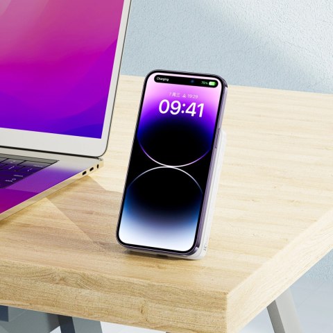 Powerbank indukcyjny Acefast M6 PD 20W 10000mAh + kabel - biały Powerbank indukcyjny Acefast M6 PD 20W 10000mAh + kabel - biały
