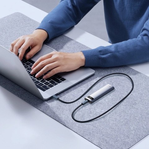 Kabel Baseus CB000068 USB-C - USB-C 240W PD 8K 60Hz 1m - czarny Kabel Baseus CB000068 USB-C - USB-C 240W PD 8K 60Hz 1m - czarny
