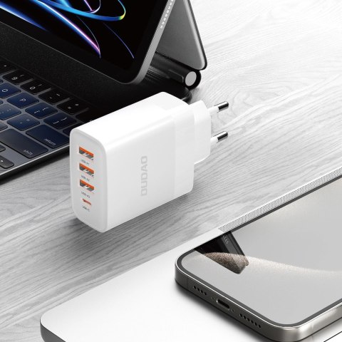 Ładowarka Dudao A5HEU sieciowa 3x USB-A 1x USB-C PD20W - biała Ładowarka Dudao A5HEU sieciowa 3x USB-A 1x USB-C PD20W - biała