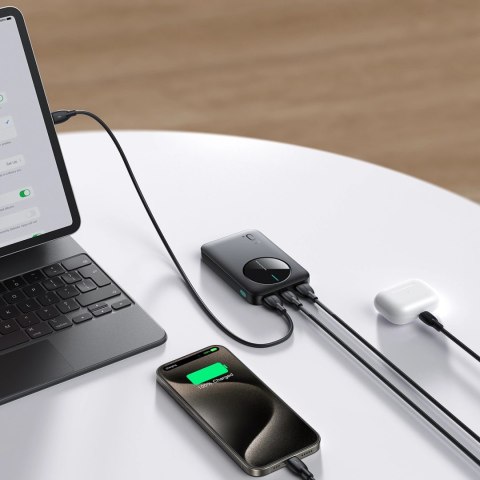 Powerbank Joyroom JR-PBF13 5000mAh 2.4A 2x USB-A 1x USB-C - czarny Powerbank Joyroom JR-PBF13 5000mAh 2.4A 2x USB-A 1x USB-C - czarny