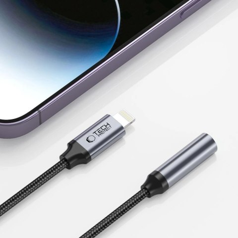 Adapter Tech-Protect UltraBoost Lightning / mini jack 3.5mm - czarny Adapter Tech-Protect UltraBoost Lightning / mini jack 3.5mm - czarny