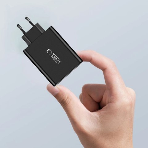 Ładowarka Tech-Protect NC100W-GAN sieciowa GaN 3x USB-C PD 100W / USB-A QC 3.0 - biała Ładowarka Tech-Protect NC100W-GAN sieciowa GaN 3x USB-C PD 100W / USB-A QC 3.0 - biała