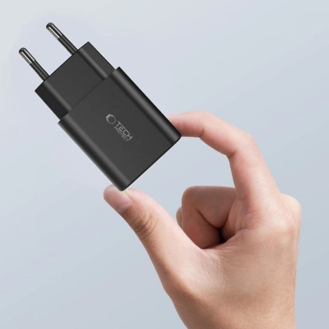 Ładowarka Tech-Protect NC30W sieciowa USB-C PD 30W / USB-A QC 3.0 - biała Ładowarka Tech-Protect NC30W sieciowa USB-C PD 30W / USB-A QC 3.0 - biała
