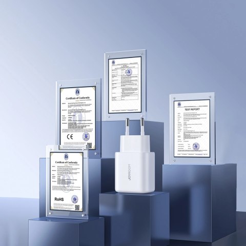 Ładowarka Joyroom JR-TCF21 sieciowa USB-C / USB-A 20W PD / QC 3.0 - biała Ładowarka Joyroom JR-TCF21 sieciowa USB-C / USB-A 20W PD / QC 3.0 - biała