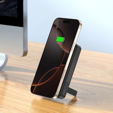 Powerbank Wozinsky WLWP-10KA0Y3S 22,5W PD Qi2 10000 mAh, z podstawką, 1x USB-A, 1x USB-C - czarny Powerbank Wozinsky WLWP-10KA0Y3S 22,5W PD Qi2 10000 mAh, z podstawką, 1x USB-A, 1x USB-C - czarny