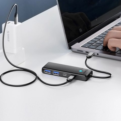 Hub USB-C Orico PAPW2AC-C3 stacja dokująca 2x USB-A 3.0 + 2x USB-C 3.0 - czarny Hub USB-C Orico PAPW2AC-C3 stacja dokująca 2x USB-A 3.0 + 2x USB-C 3.0 - czarny