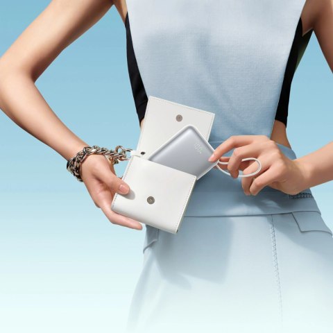 Powerbank Joyroom JR-PBF27 10000mAh 22.5W z wbudowanymi kablami USB-C i Lightning - biały Powerbank Joyroom JR-PBF27 10000mAh 22.5W z wbudowanymi kablami USB-C i Lightning - biały
