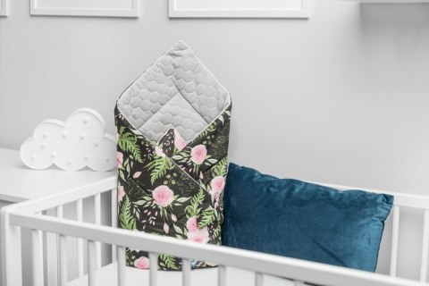 ROŻEK VELVET CZARNY KWIATY 75x75