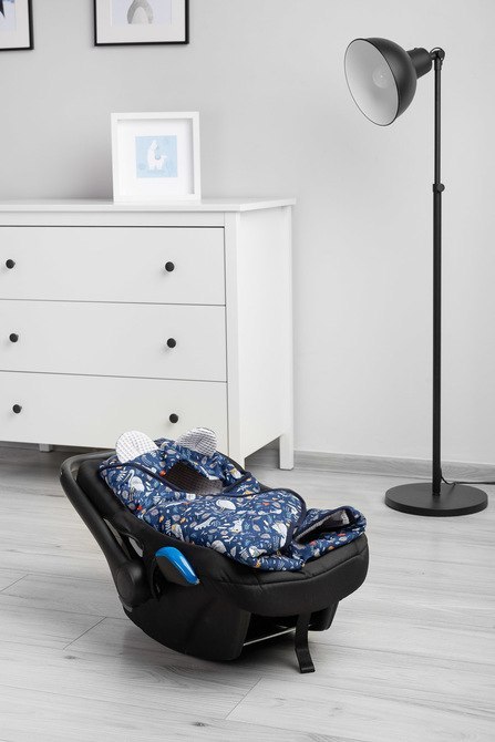 OTULACZ DO FOTELIKA WAFEL KRAINA ZWIERZĄT SZARY